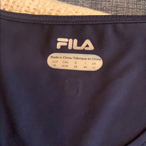 Classic Fila tennis top NWOT - Picture 2 of 4